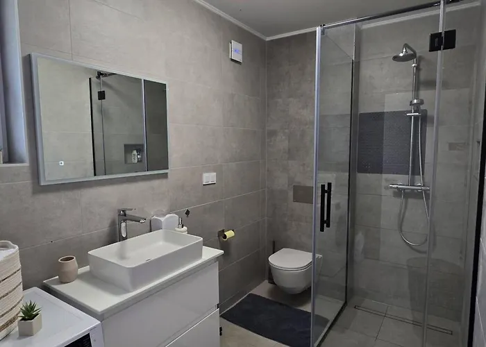 Laganini, I&i Appartement Tar-Vabriga